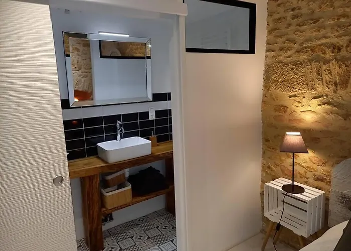 Talia Hébergement de vacances Saint-Crépin-et-Carlucet